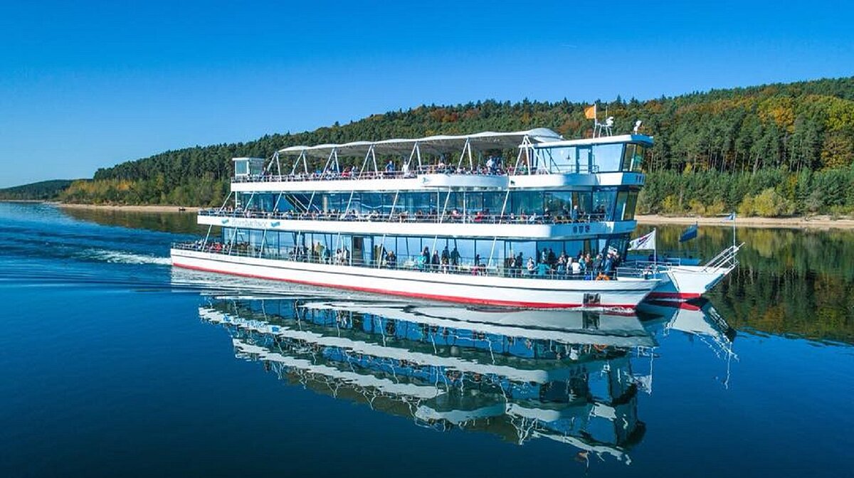 MS-Brombachsee Das prachtvolle Schiff begeistert viele Menschen.